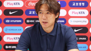 2026 월드컵 조별리그 탈락에 홍명보 감독, 지휘봉 내려놓다