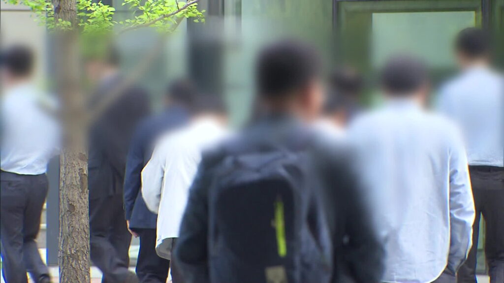 공무원 사직률 증가, 국가 경쟁력 약화 우려