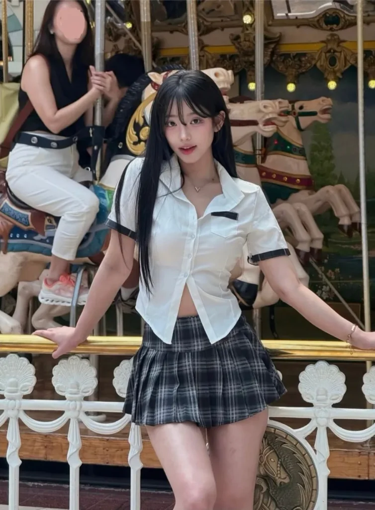 광화문 응원녀가 받은 악플 수준.jpg
