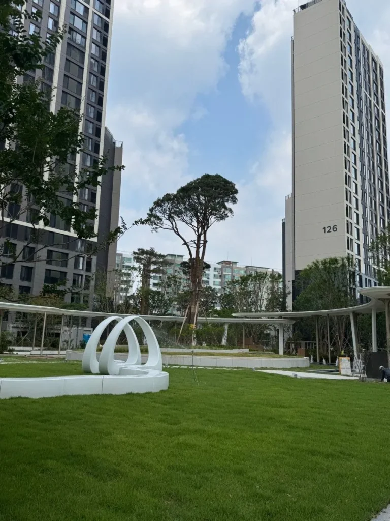 서울 아파트 입주 예정, 커뮤니티 및 조경 사진