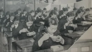 1942년 여고생 점심시간 모습