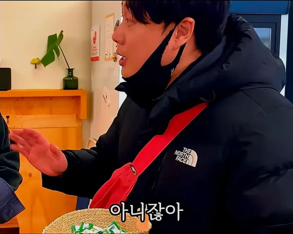 서비스로 주는 사탕 때문에 손님에게 불만을 사는 방법