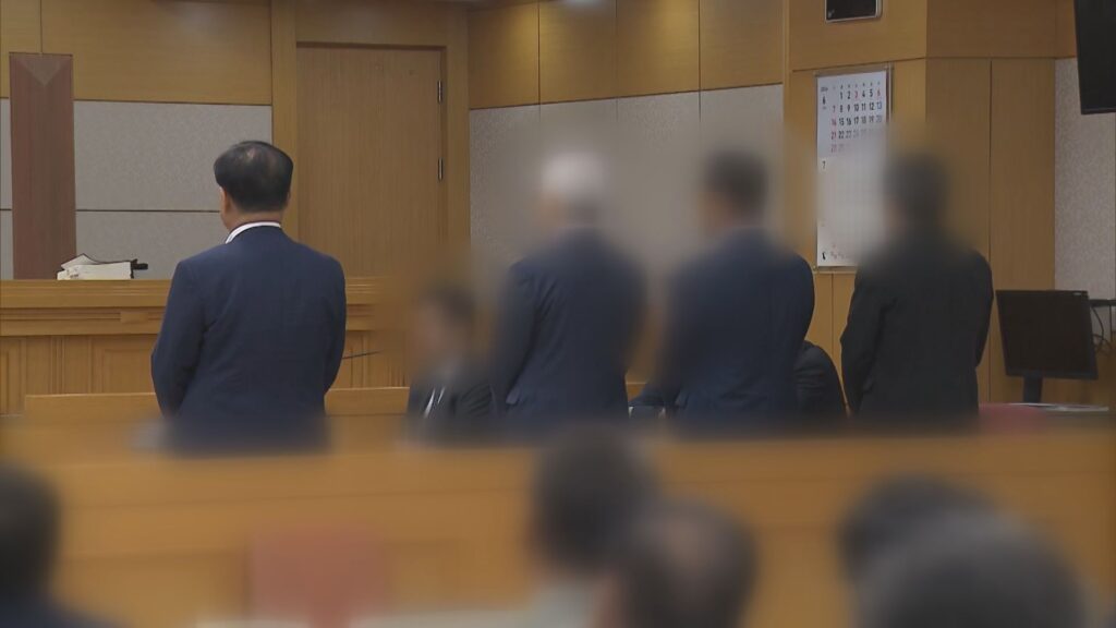 1천만원 배달 사고에서 시작된 11억원대 뇌물 사건, 전직 시장 징역 9년 6개월 선고