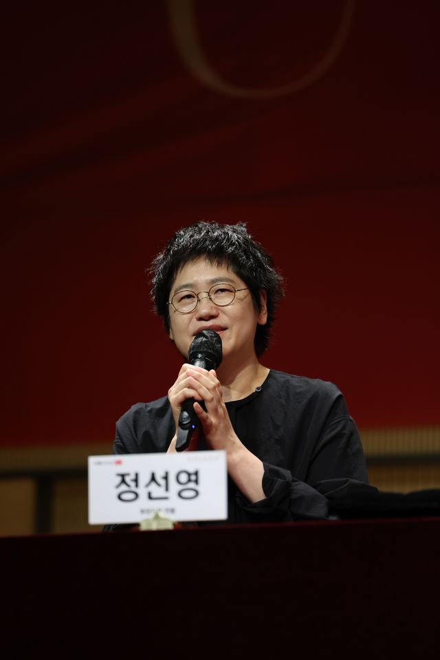 오페라 , 사랑 이야기가 아닌 '반전과 평화' 메시지 담아 재해석