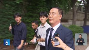 김세환 전 선관위 사무총장, 아들 채용 특혜 혐의로 1심서 징역 2년 선고