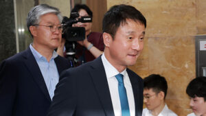 민주당, 검찰의 직접 보완수사 금지 및 중수청 보완수사 규정 법 개정안 당론 확정