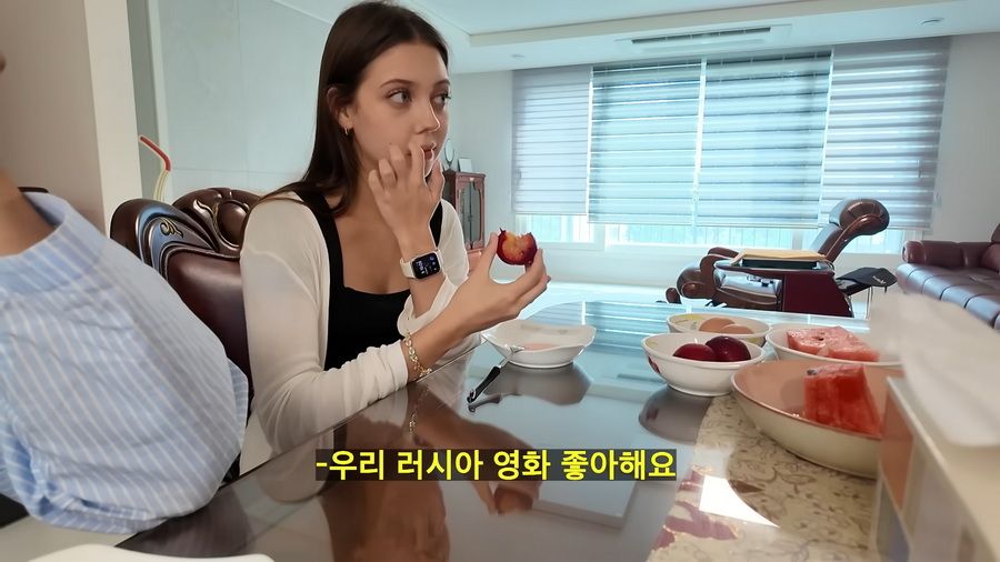 16살 연하 러시아 여친, 부모님께 소개했더니 결혼 이야기 나온 썰