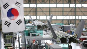KF-21 전투기 개발 공식 완료