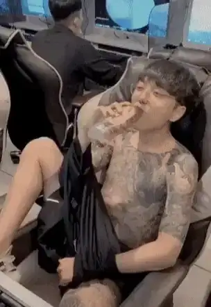 요즘 초딩 일진들 근황, 실물 보면 오줌 지릴 정도