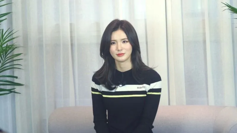 신세경 닮은 미녀 골프 프로선수.jpg