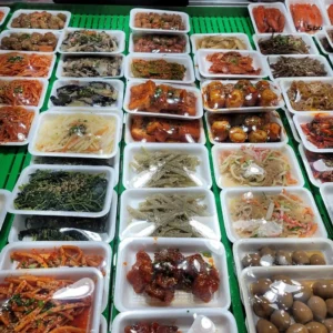 반찬가게 3팩 5천원, 호불호 갈리는 메뉴