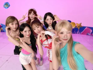 니콜, 18년 만에 리센느 샤라웃서 프리티걸 무대 선보여