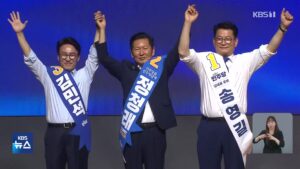 민주당 전대, 부·울·경 순회 경선… 후보 간 신경전 격화