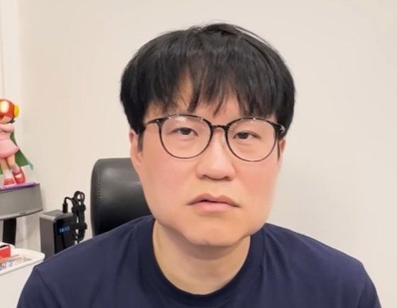 일본정부, 윤서인의 귀화 신청 또 거부 ㅋㅋㅋㅋㅋㅋㅋ
