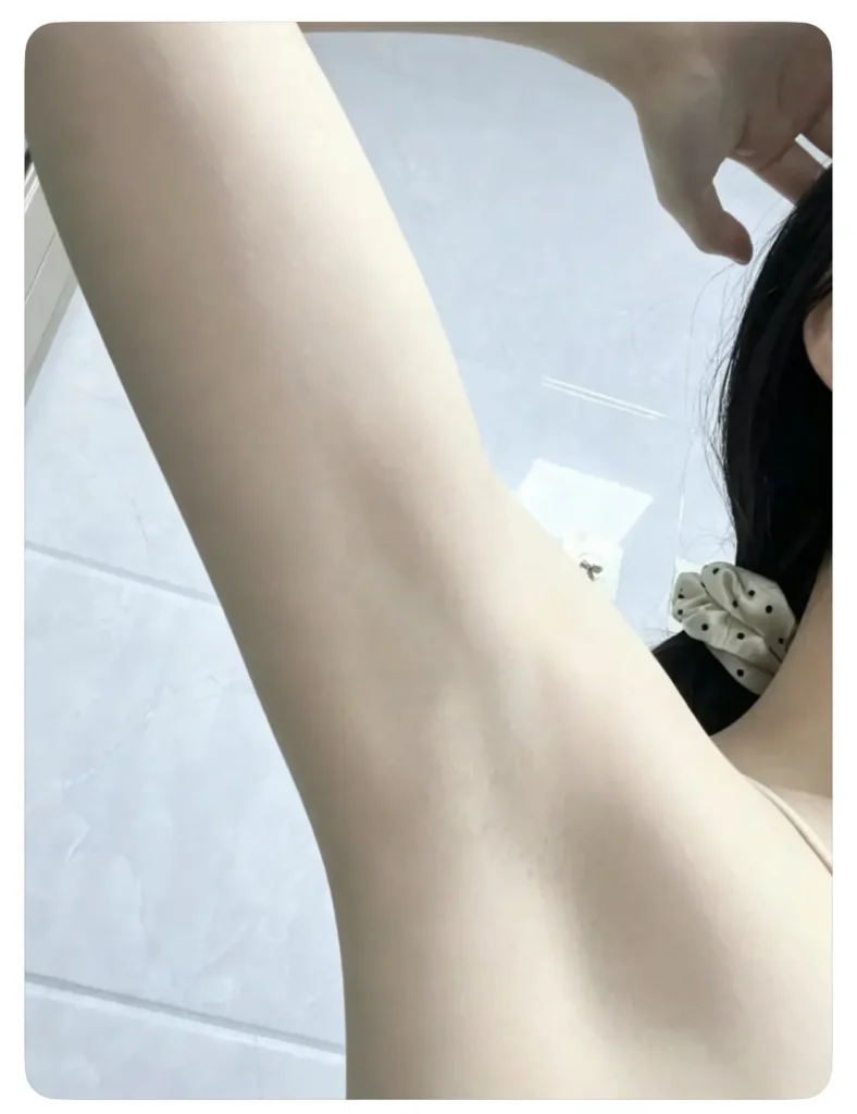 남친 유혹 겨드랑이 인증샷 ㅗㅜㅑ