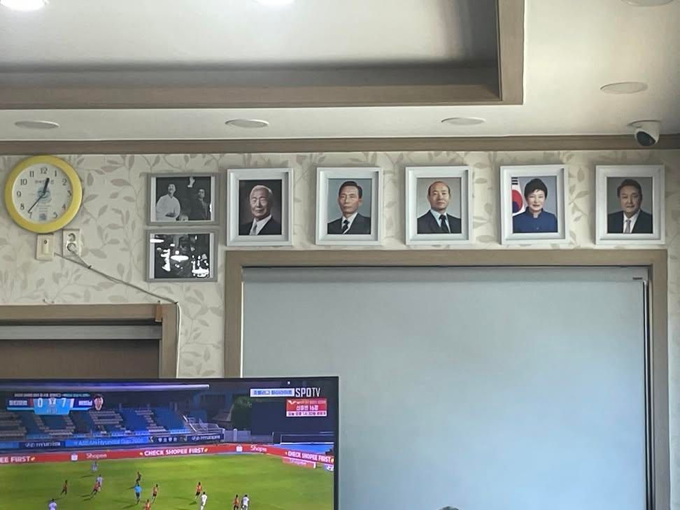 냉면집 사장님의 특별한 취미, 폐기물 수집