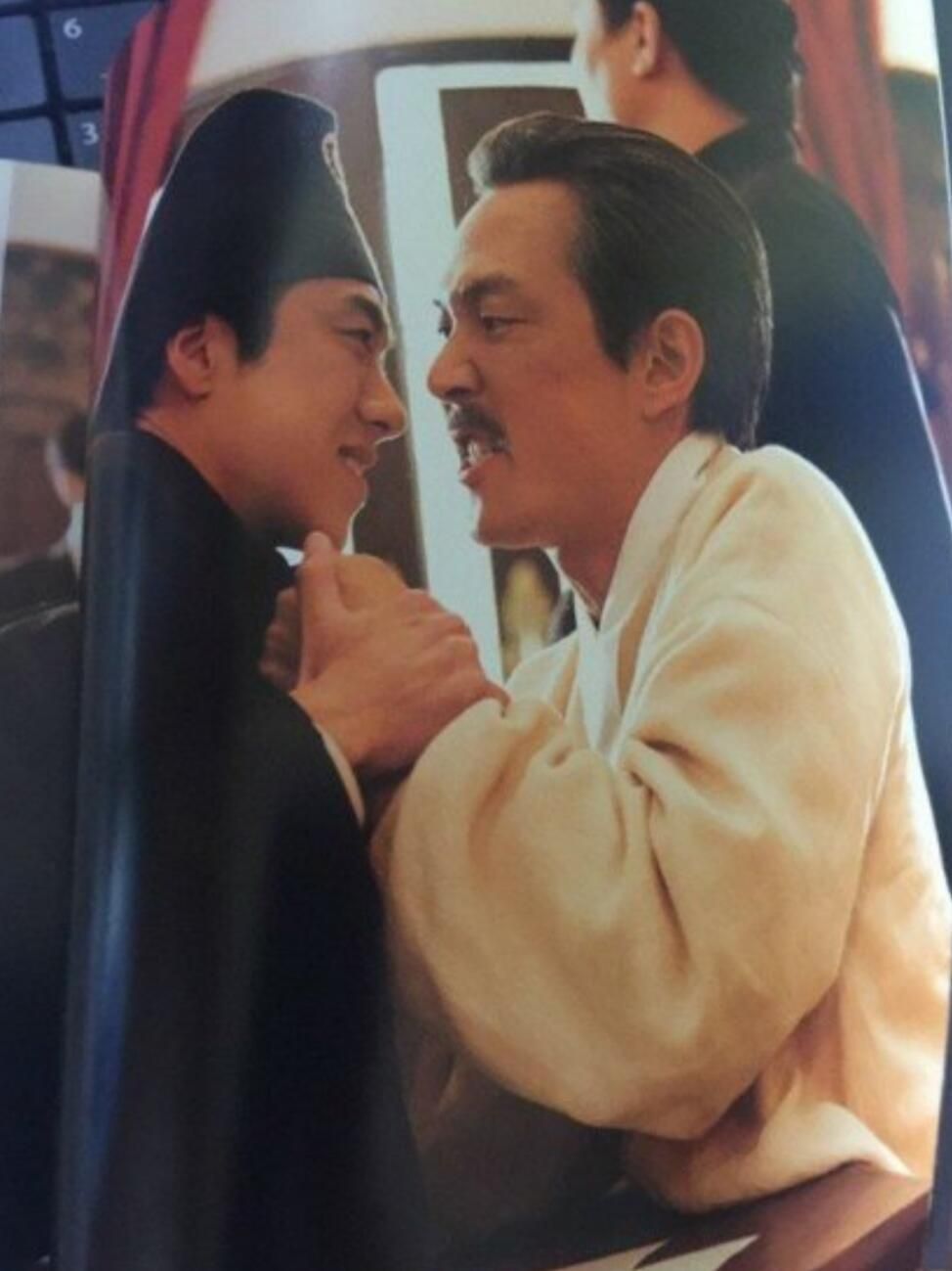 영화 암살, 사실적 묘사로 삭제된 장면 이야기.