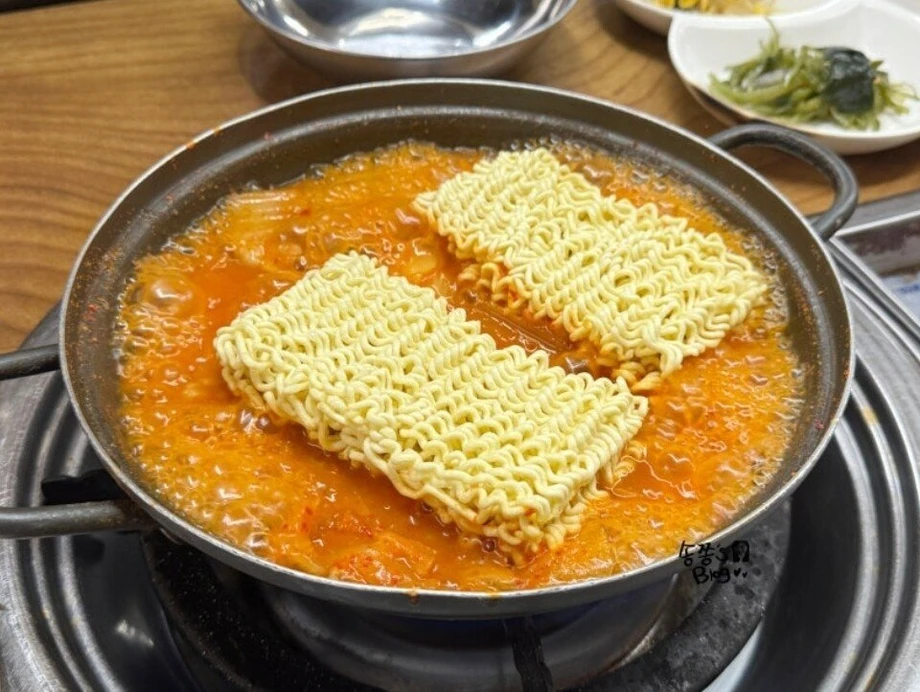 한국인이 젤 좋아하는 밥상.jpg