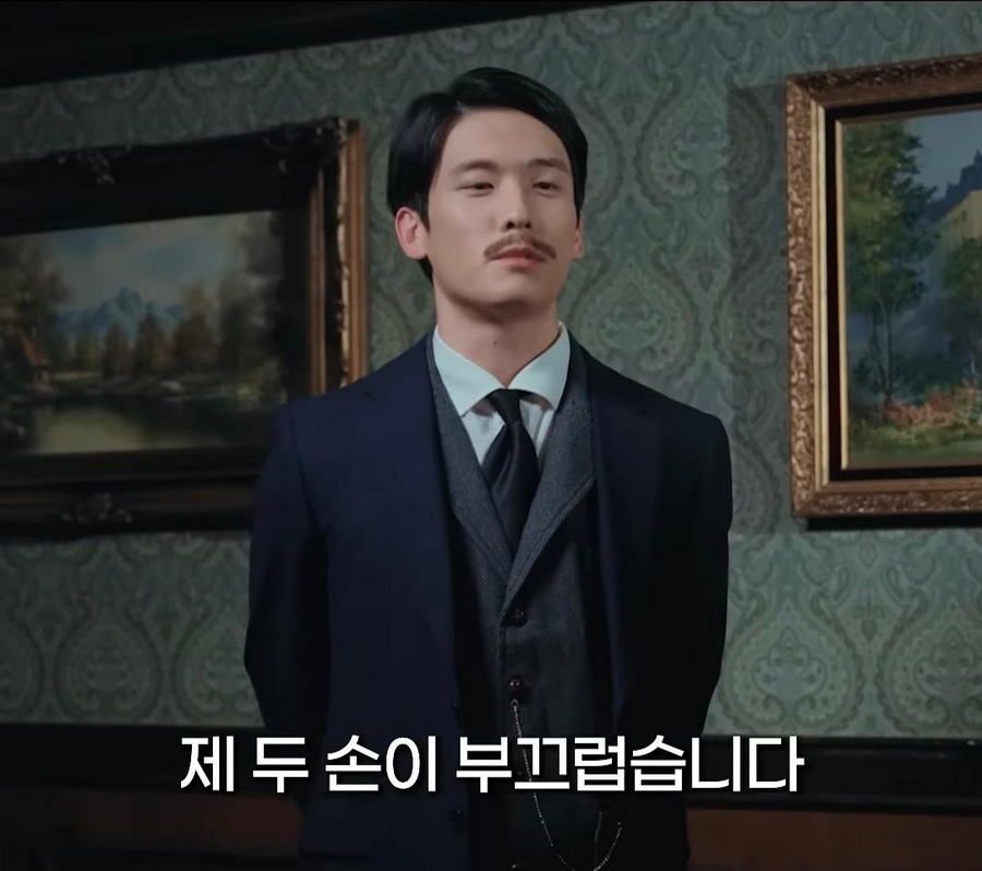 어느 독립운동가가 뒷짐을 지고 사진을 찍은 이유.jpg