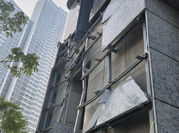 송도 SK뷰 테라스 낙하 사고, 게시판 근황