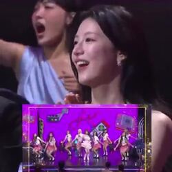 고윤정 앞에 있는데 더 시선 가는 짤