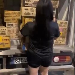무인 아이스크림 가게, 그녀가 매출 1위인 이유
