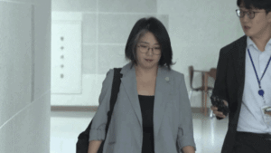 용혜인 후보자, 장관직 수행 시 의원직 사퇴 요구…여권 내 논란 증폭