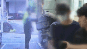 공무원 남편 협박에 이혼 소송 아내, 가정폭력 신고 망설이다 결국 피살