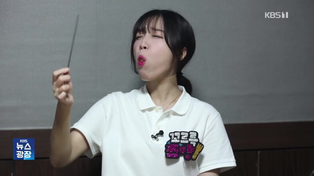 유튜브, '먹방' 규제 강화...수익 모델 변화 조짐