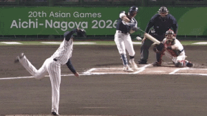 한일전 희비 엇갈려…야구는 사회인 팀에 충격패, 축구는 베트남 대파