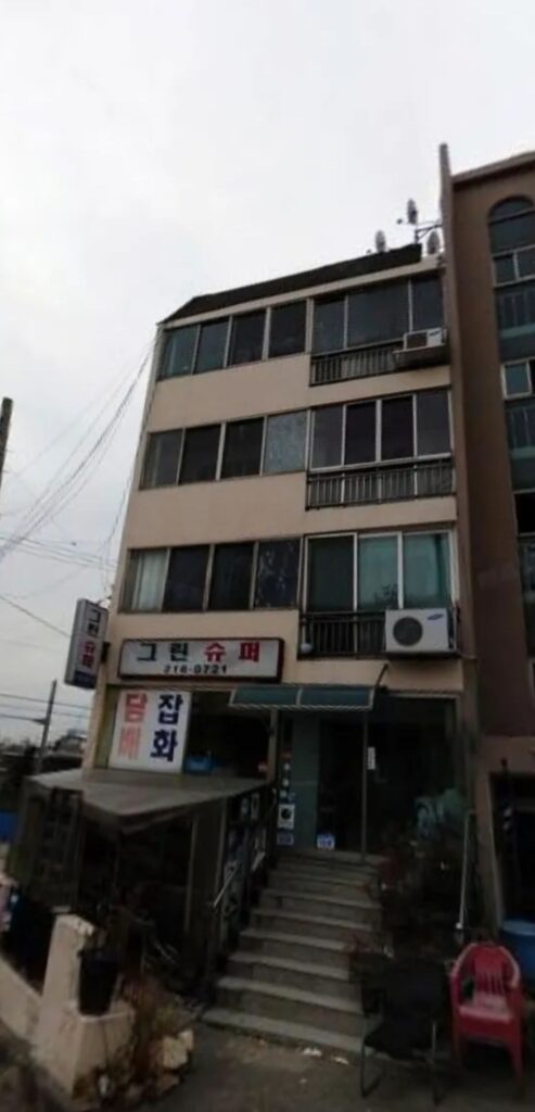 우리 동네 새로 생긴 편의점.jpg