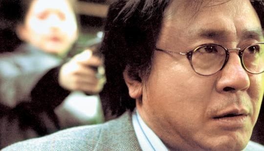 배우 최민식, 그의 필모그래피 중 가장 인상 깊었던 역할은?