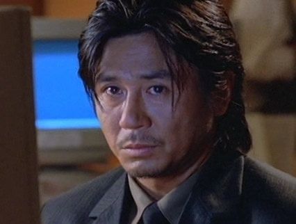 배우 최민식, 그의 필모그래피 중 가장 인상 깊었던 역할은?