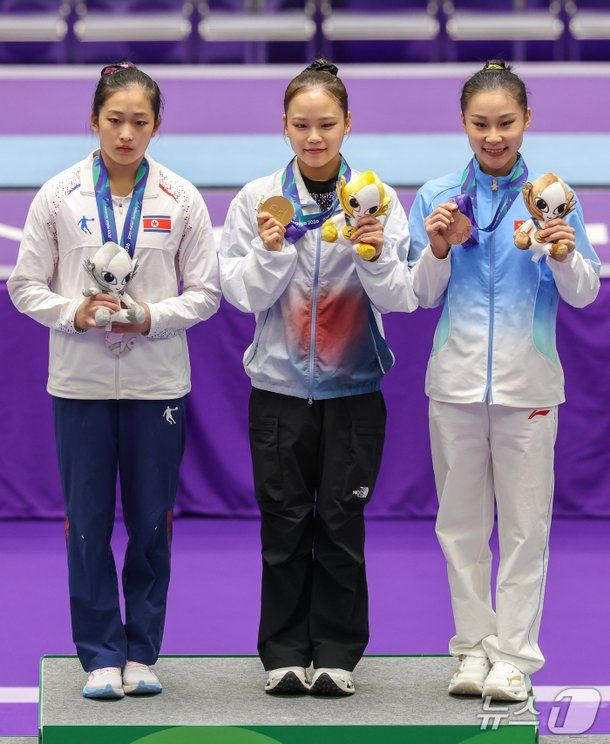 여서정 금메달 '은메달' 안창옥은 굳은 표정