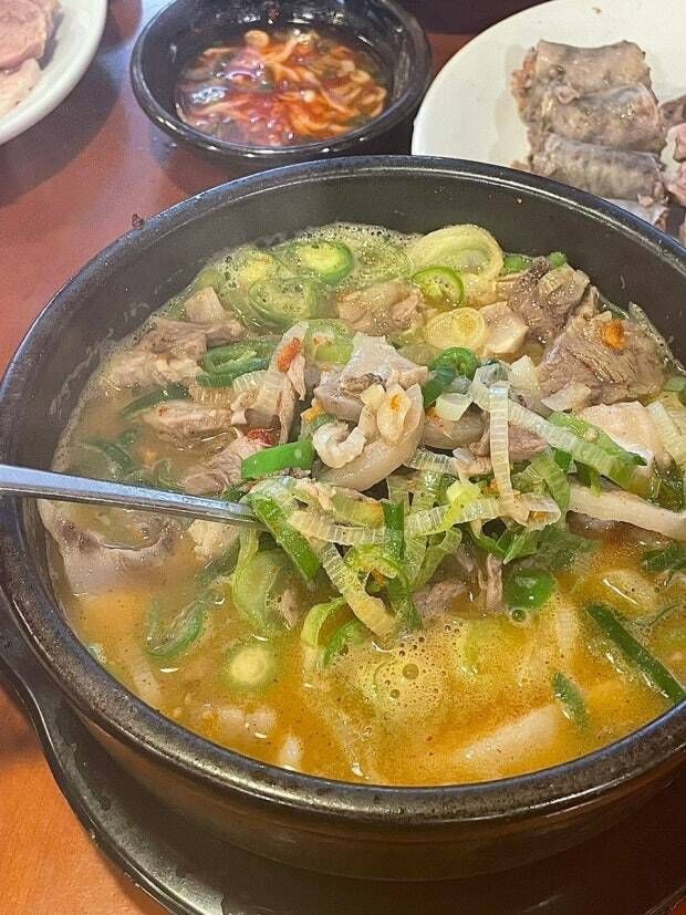 전국에서 가장 유명한 순대국집, 이견이 없습니다