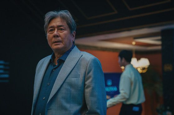 배우 최민식, 그의 필모그래피 중 가장 인상 깊었던 역할은?