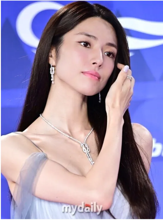'친일 논란' 하영, '중증외상센터'서 결국 하차