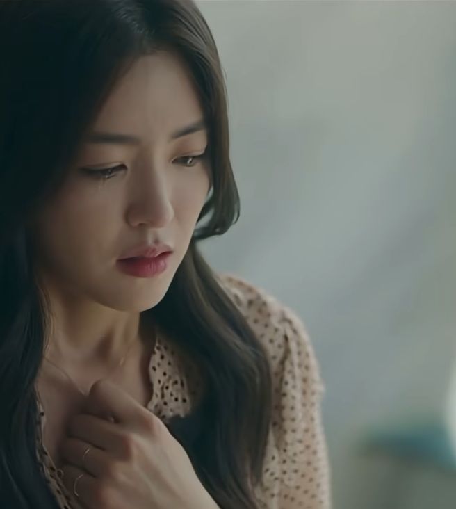 내 아들 과외 선생님, 남편 불륜 상대였어?.jpg