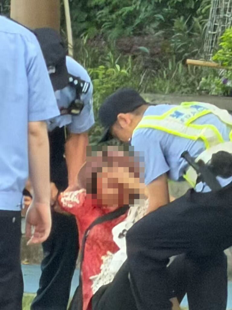 중국 광저우에서 발생한 무차별 칼부림 사건 (시청 주의)