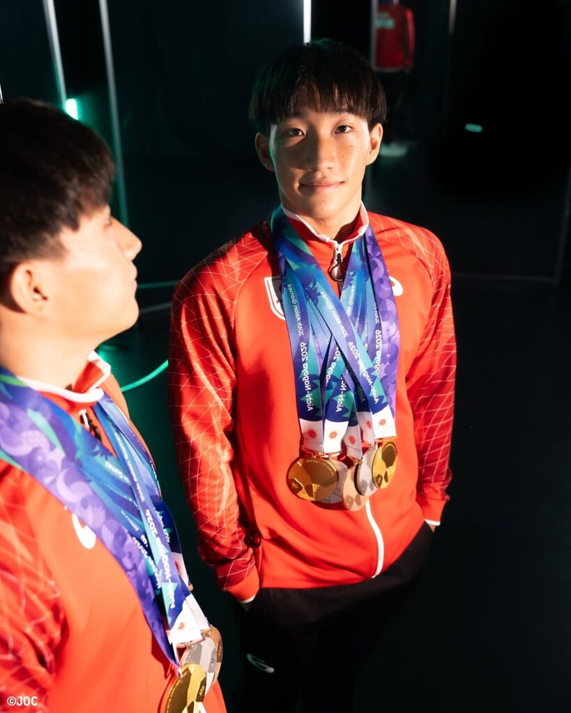 박보검 느낌있는 일본 수영선수.jpg