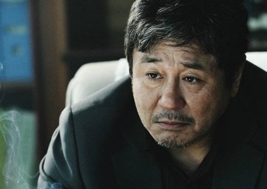배우 최민식, 그의 필모그래피 중 가장 인상 깊었던 역할은?