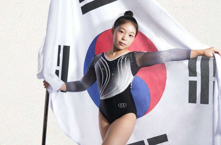 황서현, 133.8cm 키로 40년 만에 금메달 획득