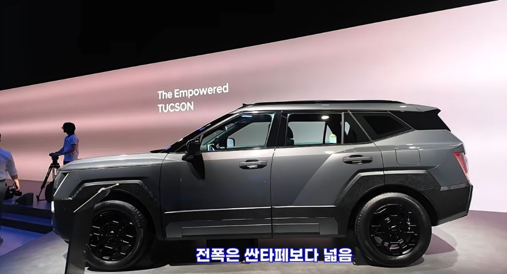 투싼의 완전 변경 모델 공개