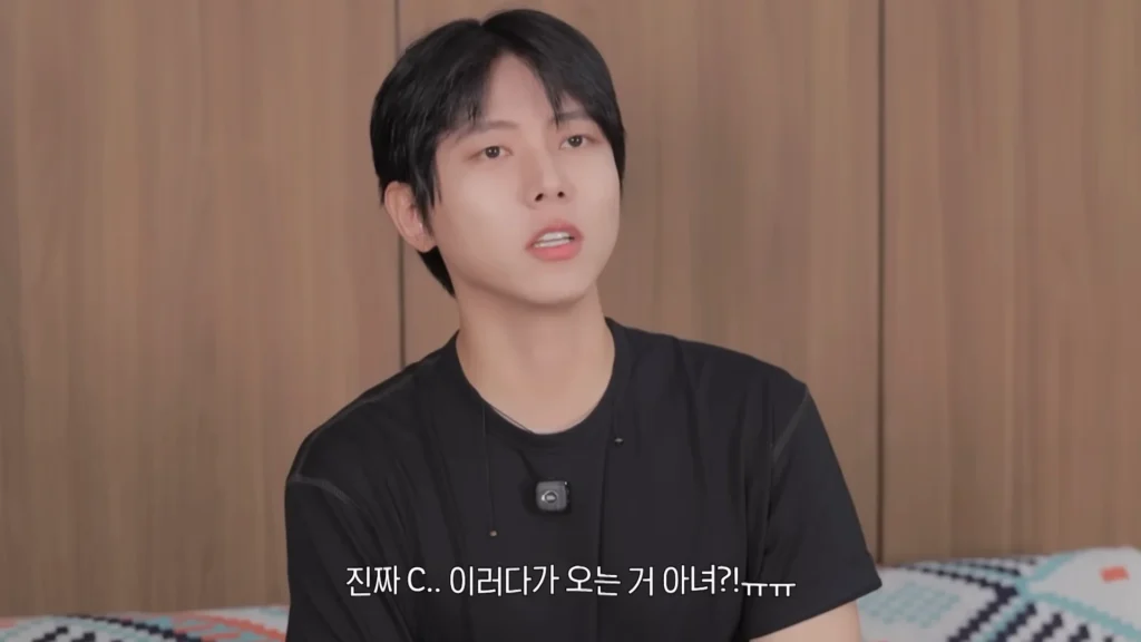 다시는 유행하지 않았으면 하는 패션.jpg