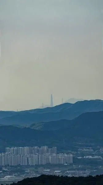 천안에서도 롯데타워가 보인다고 합니다