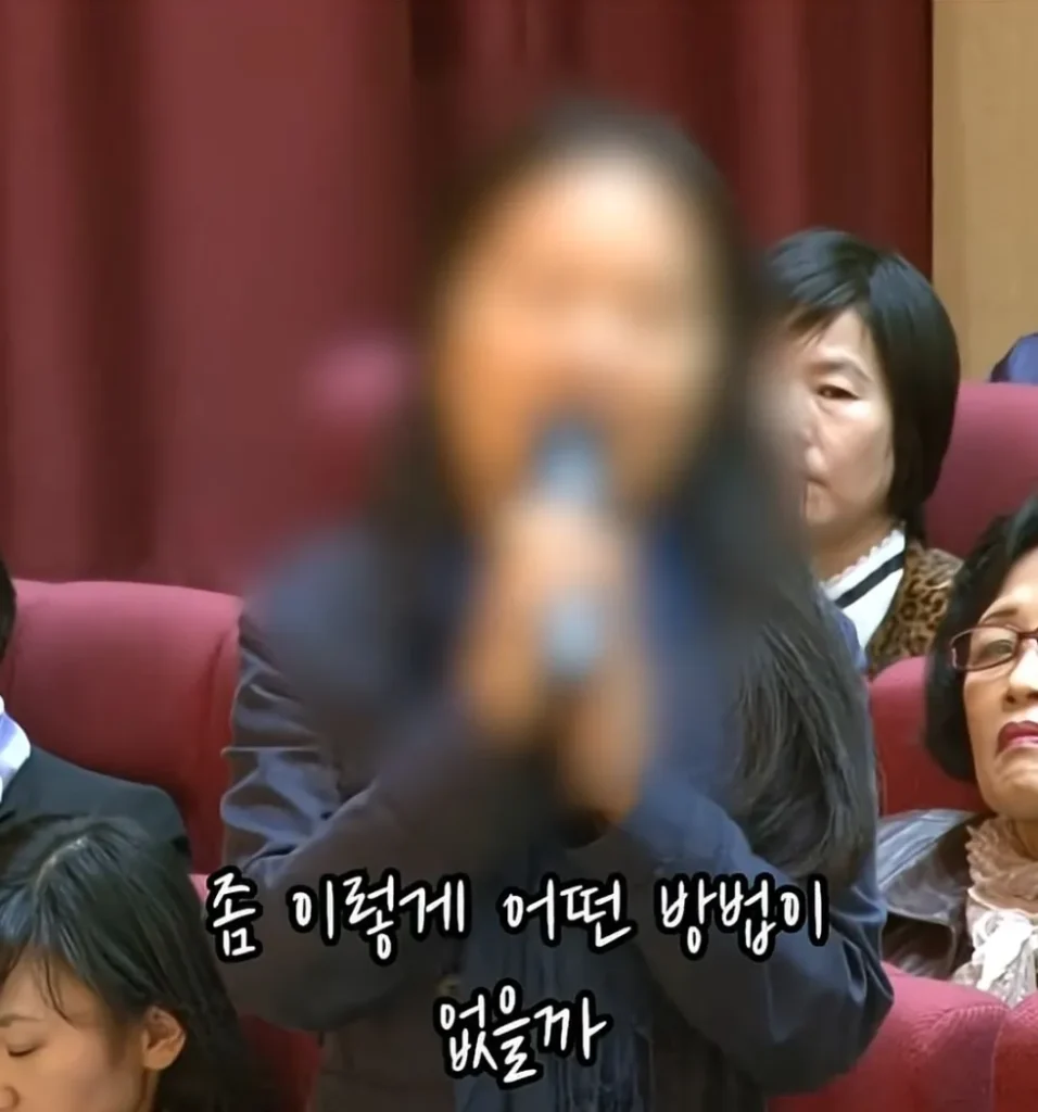 노숙자 보면 안타깝다는 여성.jpg