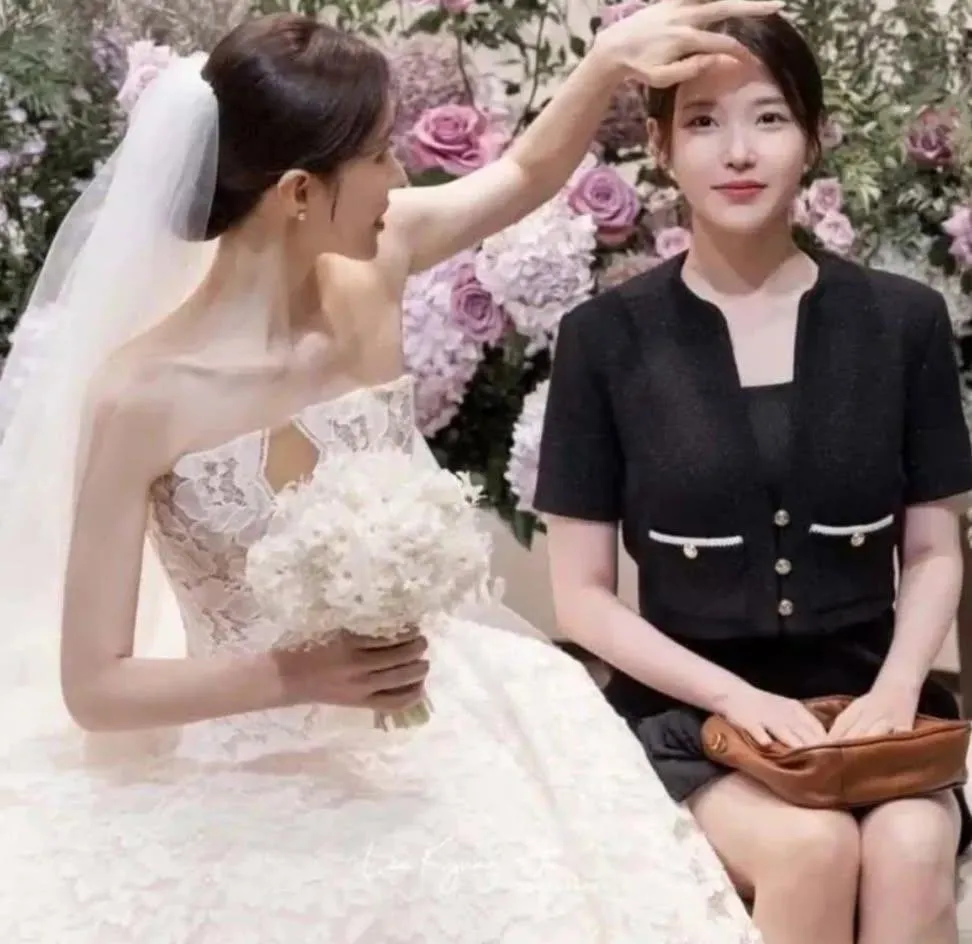 아이유 헤어스타일리스트, 결혼식에서 보이는 직업병