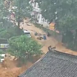 중국 루이안시, 520mm 기록적 폭우 24시간 지속