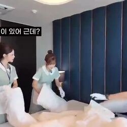 전날 밤을 함께 보낸 호텔 투숙객