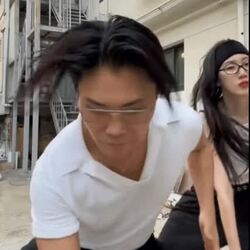 가수의 본업보다 얼굴로 쉽게 가려는 꼼수